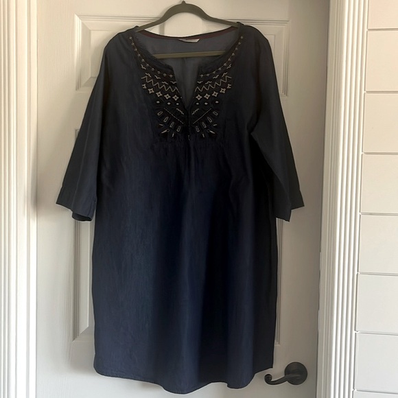 George Embroidered Jean Dress - Picture 6 of 7